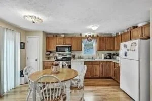 Photo of 1 Huron Ave