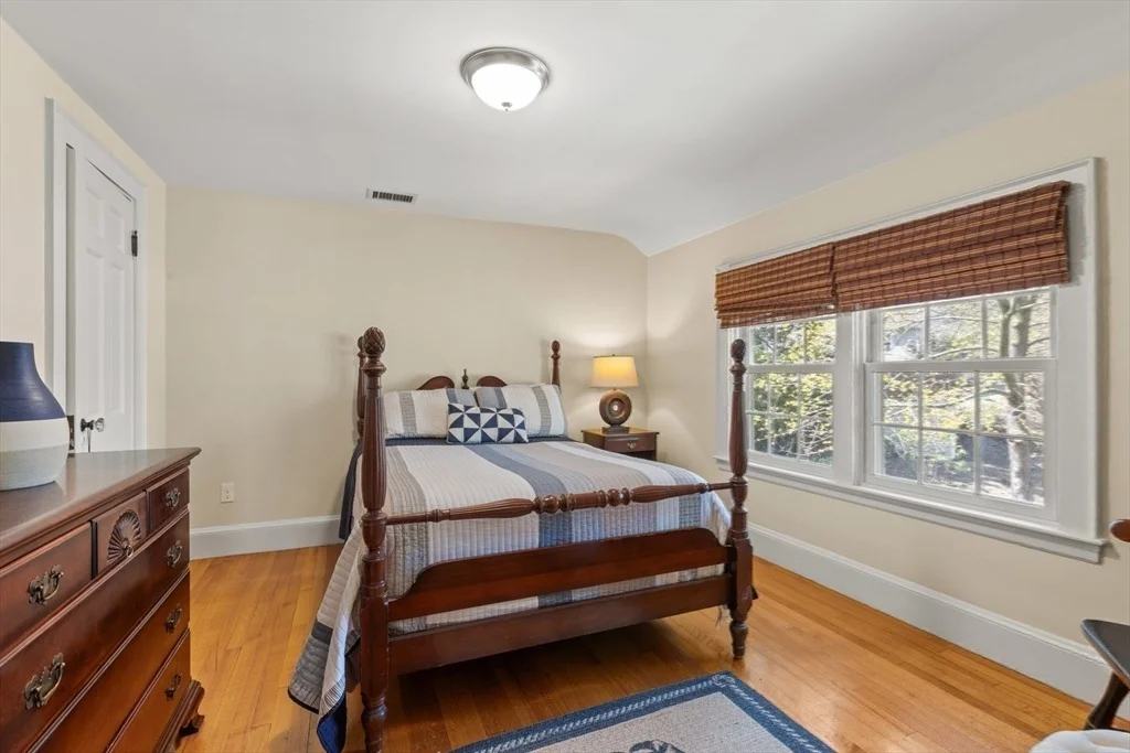 Photo of 20 Seneca Road
