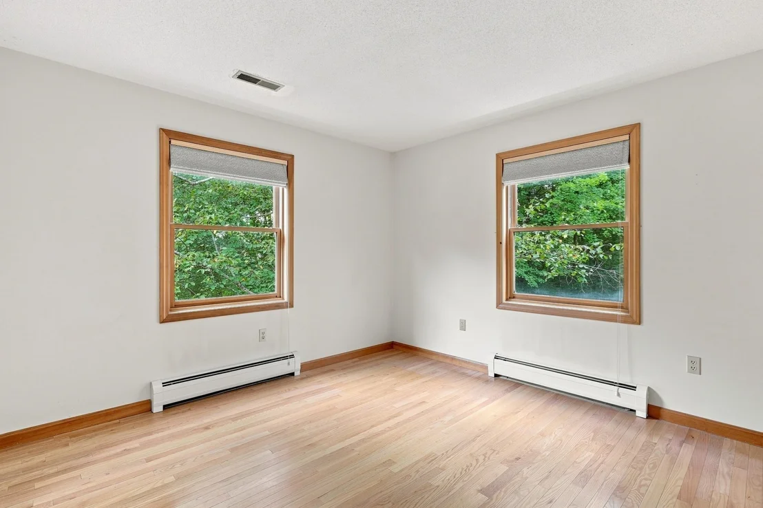 Photo of 16 Birch Ln