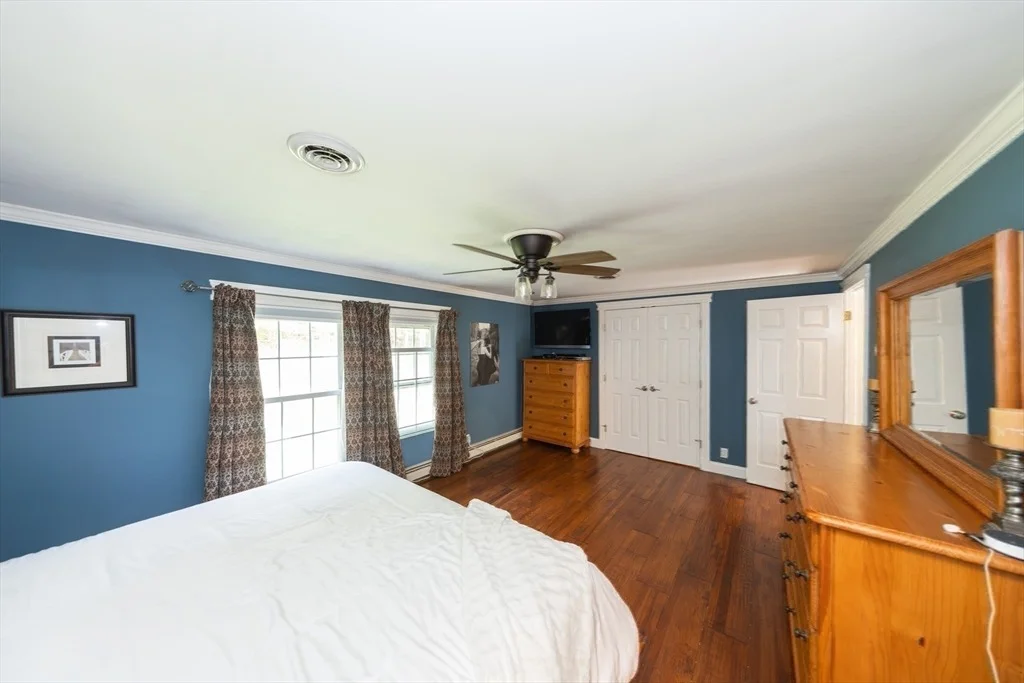 Photo of 45 River Rd