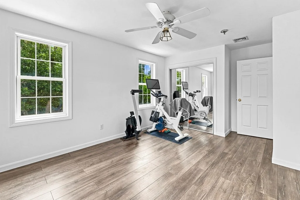 Photo of 21 Forestview Dr