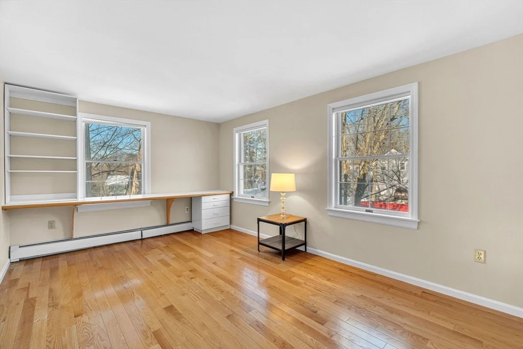 Photo of 26 Varick Hill Rd