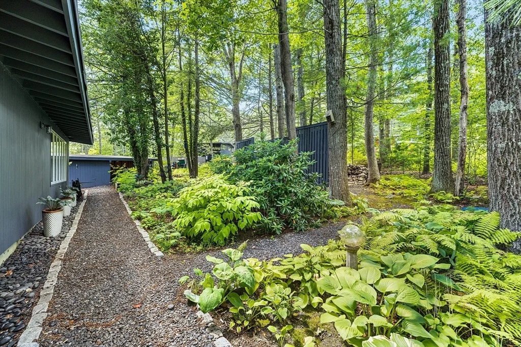 Photo of 10 Dewey Rd