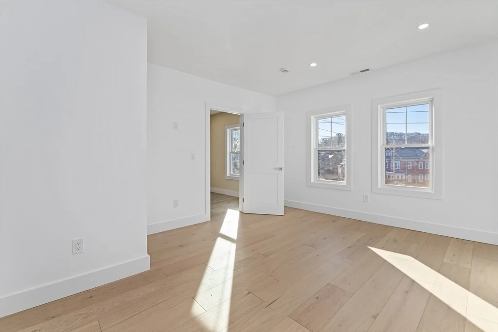 Photo of 125 Common Street