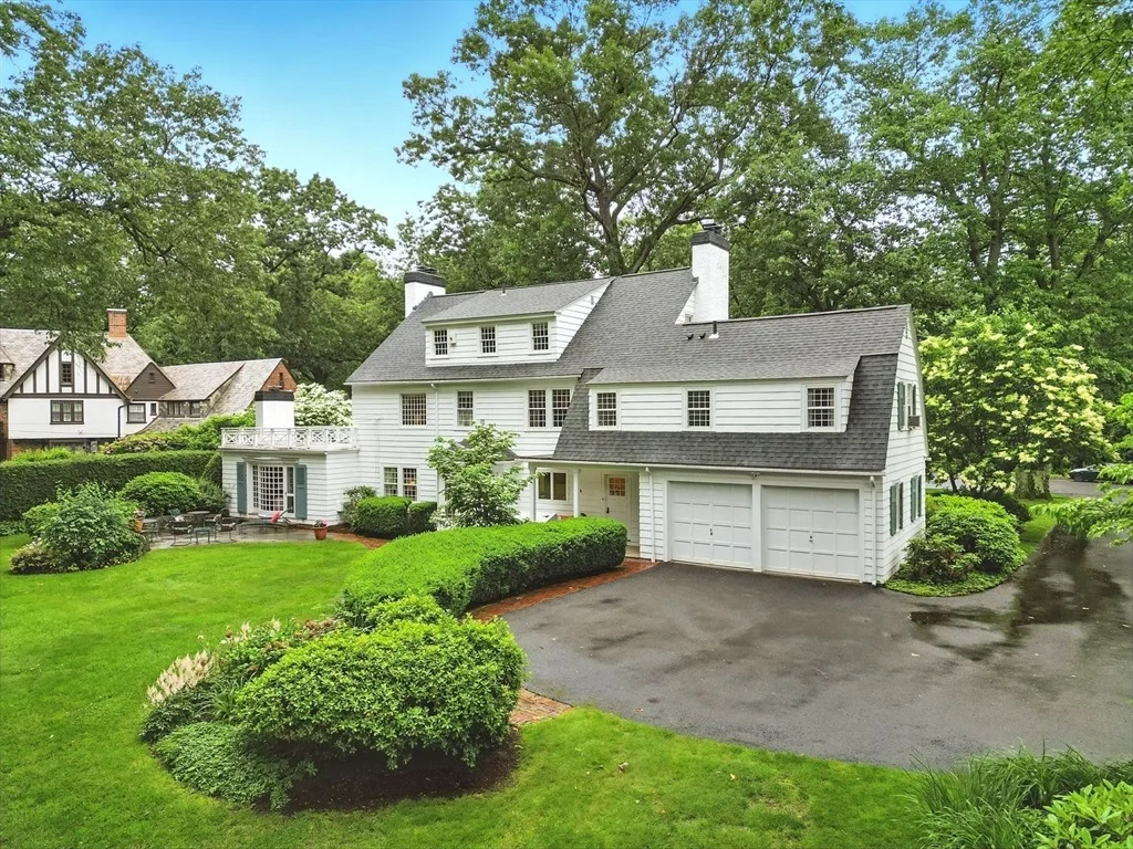 Photo of 231 Park Drive