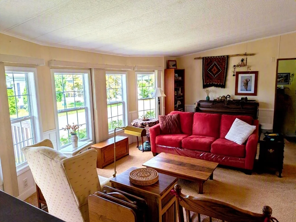 Photo of 10 Jefferson Way