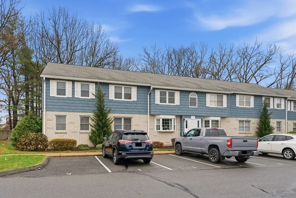 Photo of Unit 2 at 200 Lambert Terrace