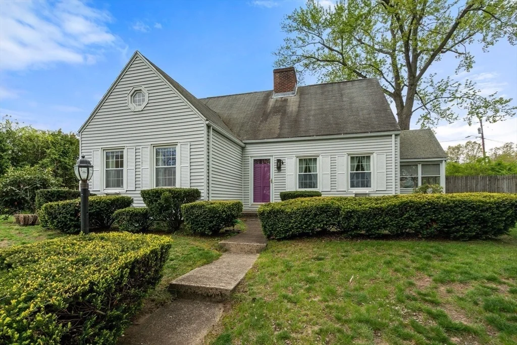 Photo of 39 Pleasant St