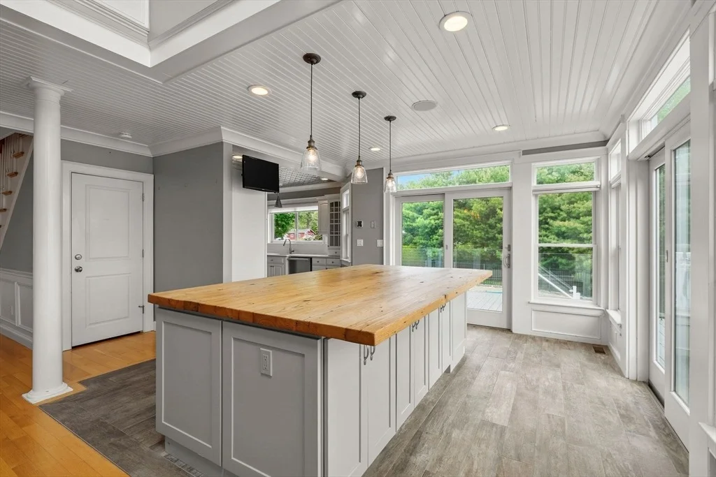 Photo of 35 Doty Ave