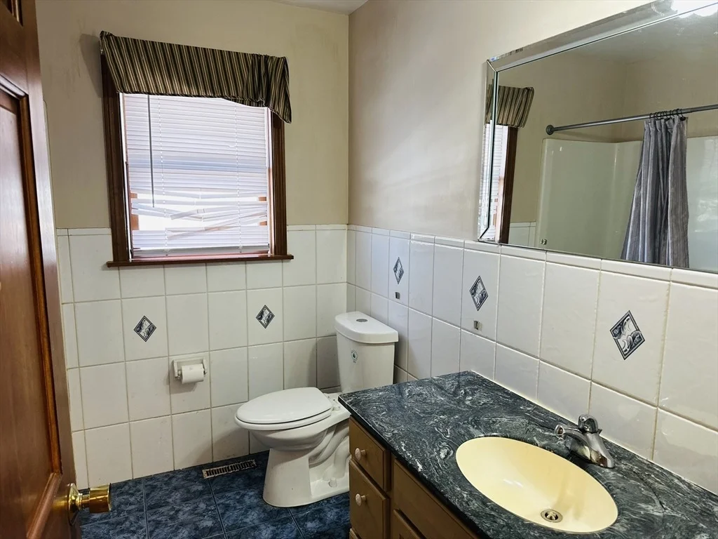 Photo of 8 Alexander Dr