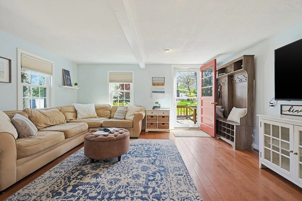 Photo of 6 Hillside Road