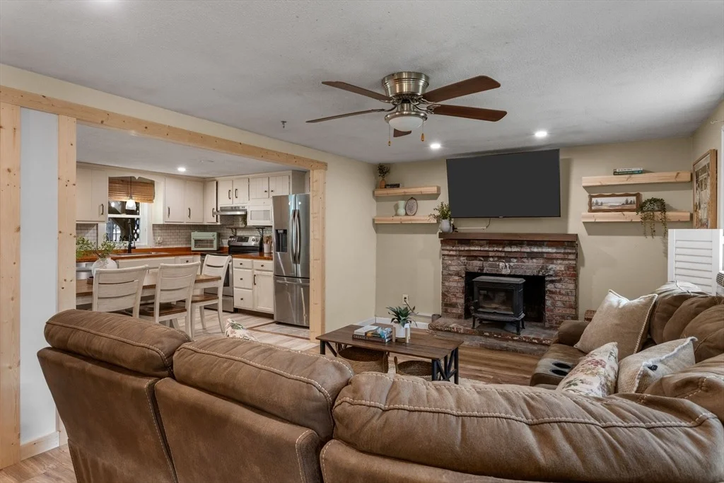 Photo of 3 Shagbark Rd