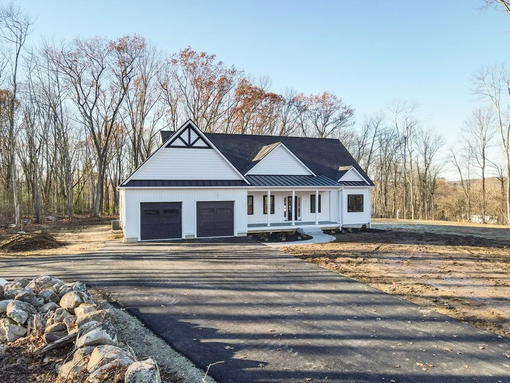 Photo of 364 Townsend Hill Rd