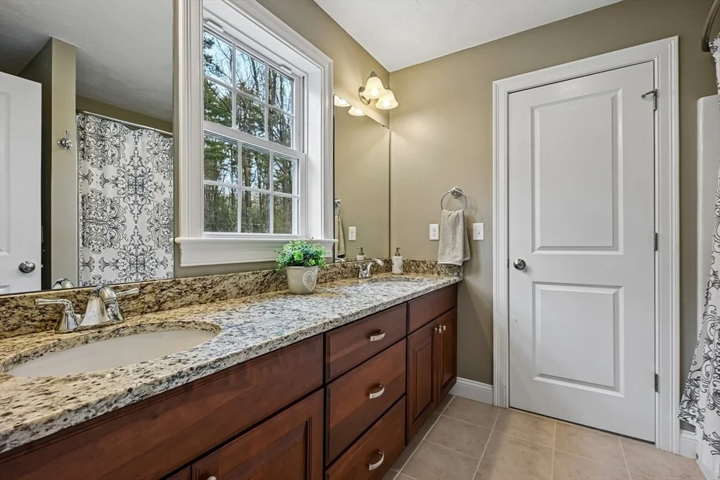 Photo of 249 Boxboro Rd
