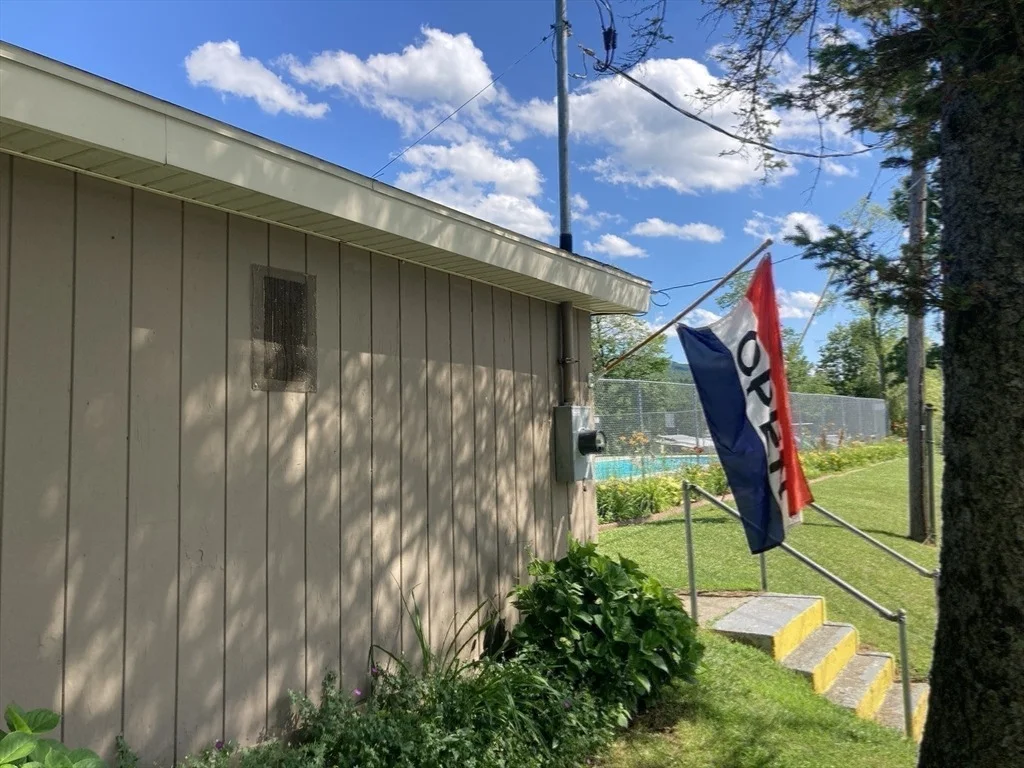 Photo of 6 Seneca Drive