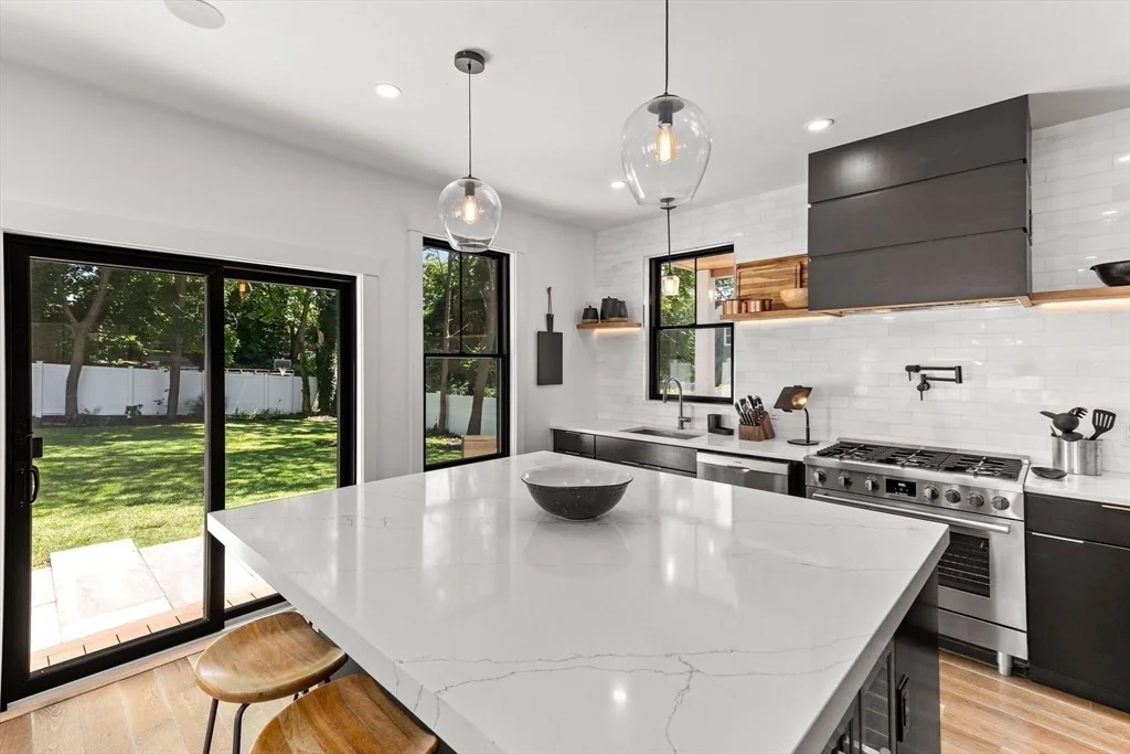 Photo of 81 Wompatuck Rd
