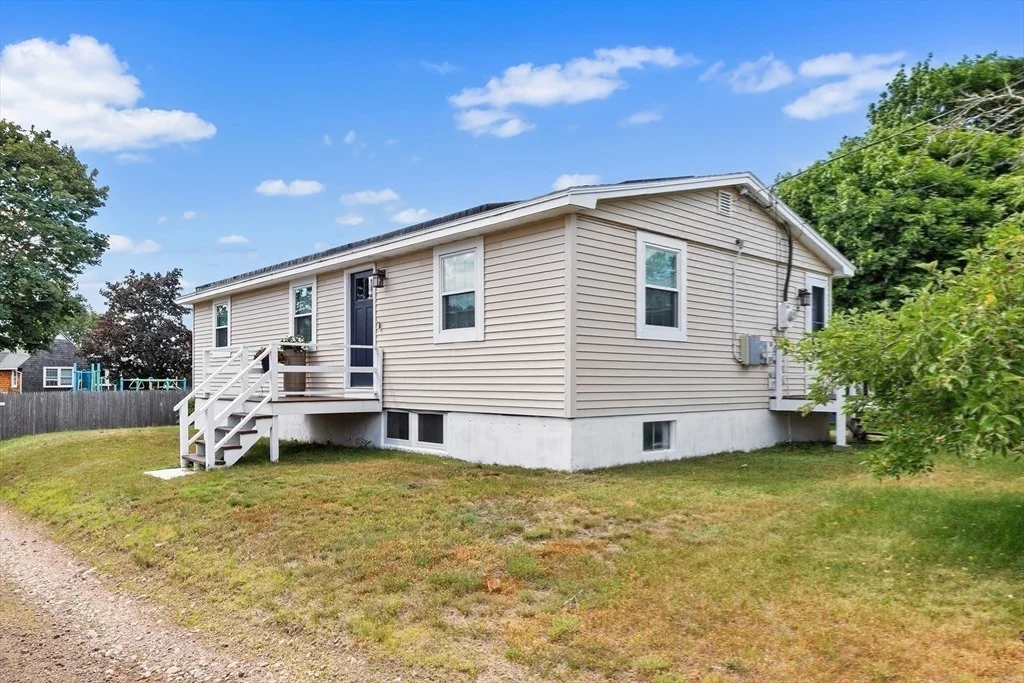 Photo of 5 Field Rd