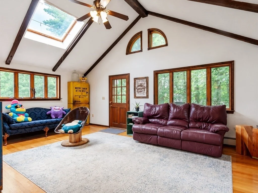 Photo of 140 King James Way