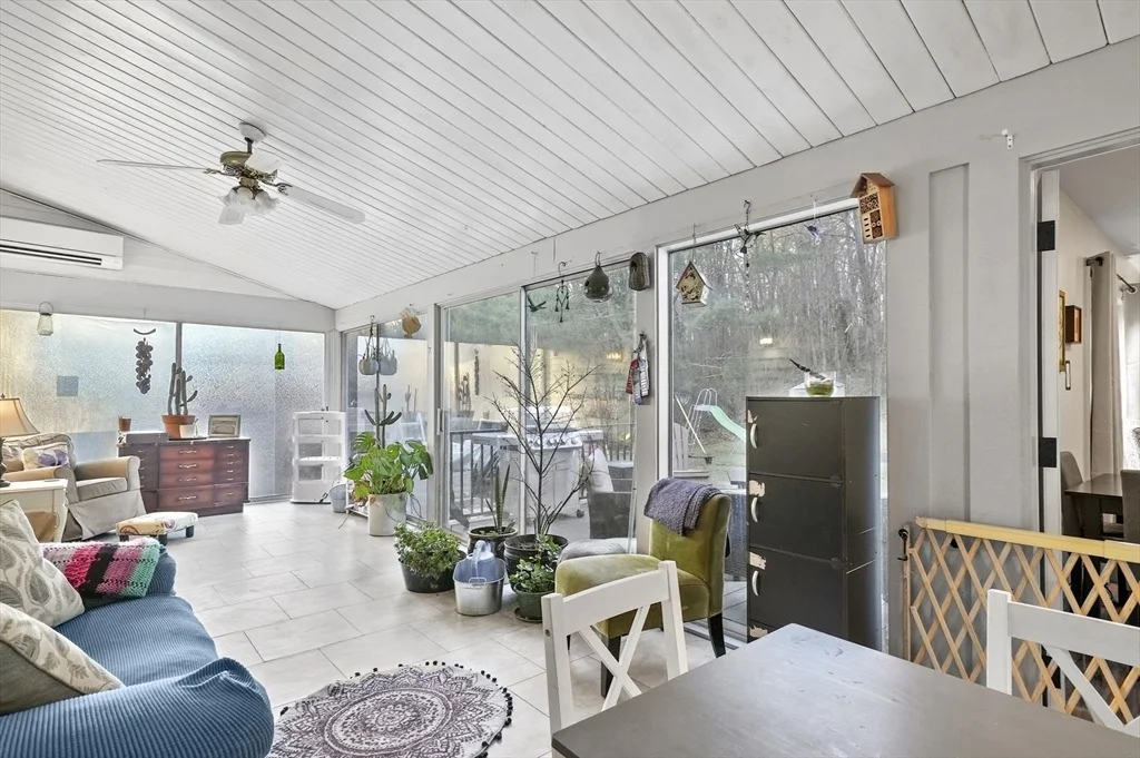 Photo of 430 Wheelwright Road