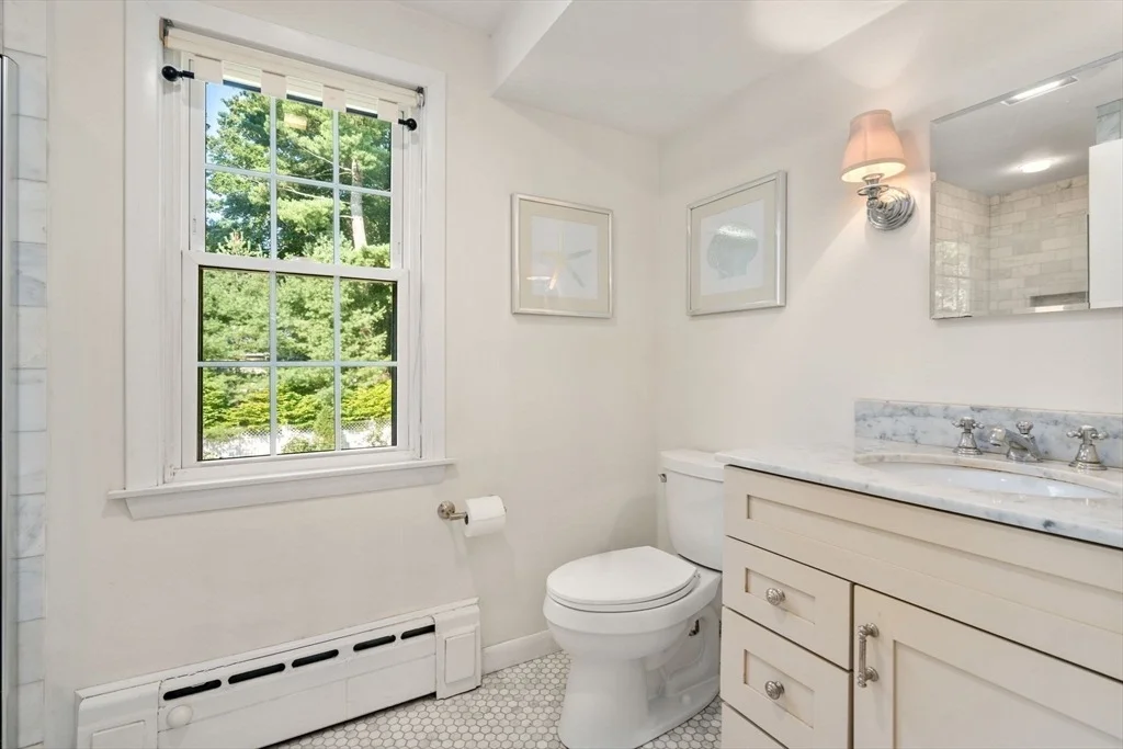 Photo of 144 Burbank Road