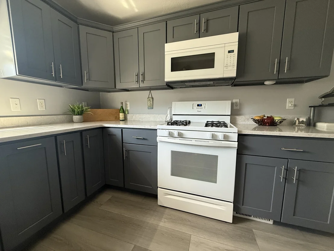 Photo of 156 Vineyard Drive