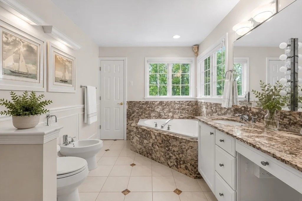 Photo of 7 Whitney Circle