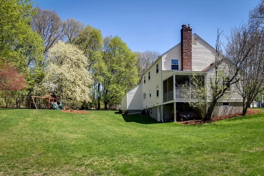 Photo of 15 Maple Lane