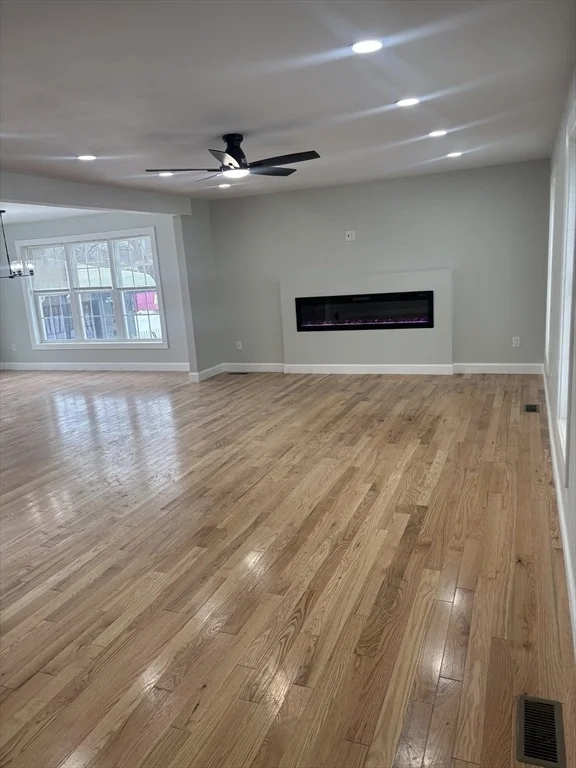 Photo of 106 Almira