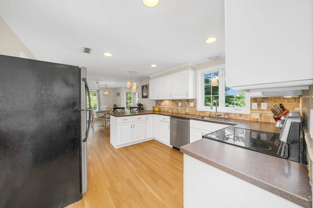 Photo of 104 Kimball Rd
