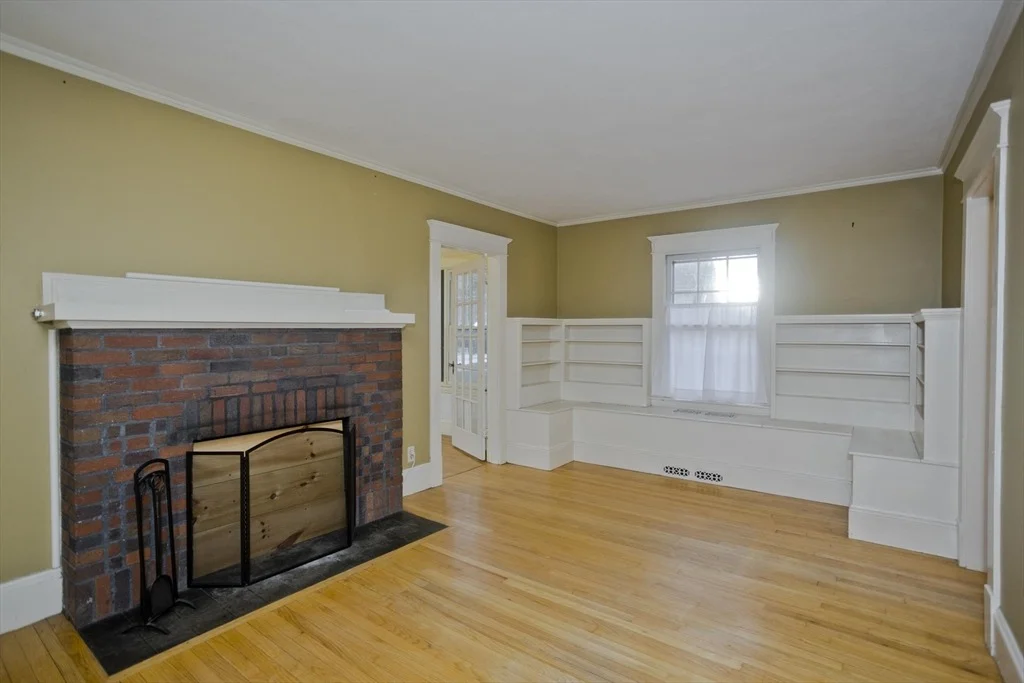 Photo of 29 Rhinebeck Ave