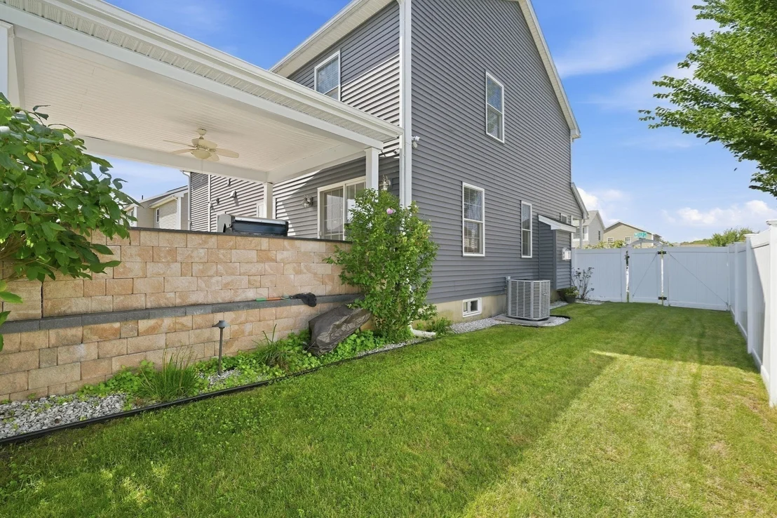 Photo of 37 Wells St