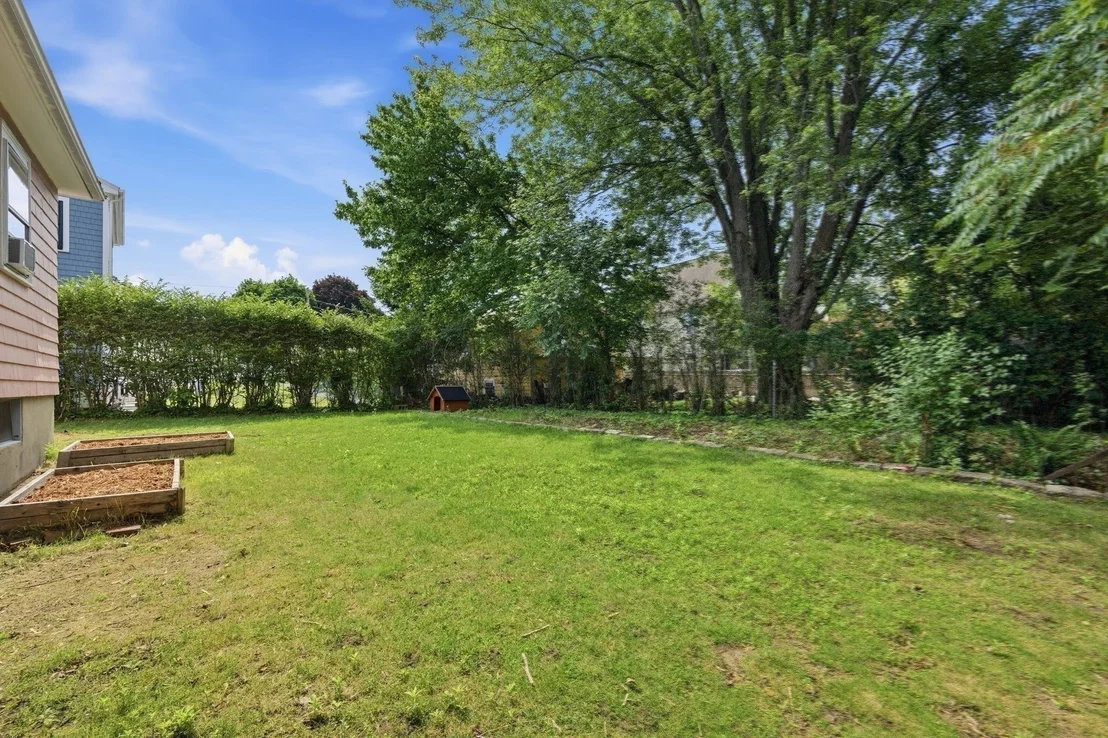 Photo of 84 Oak Street