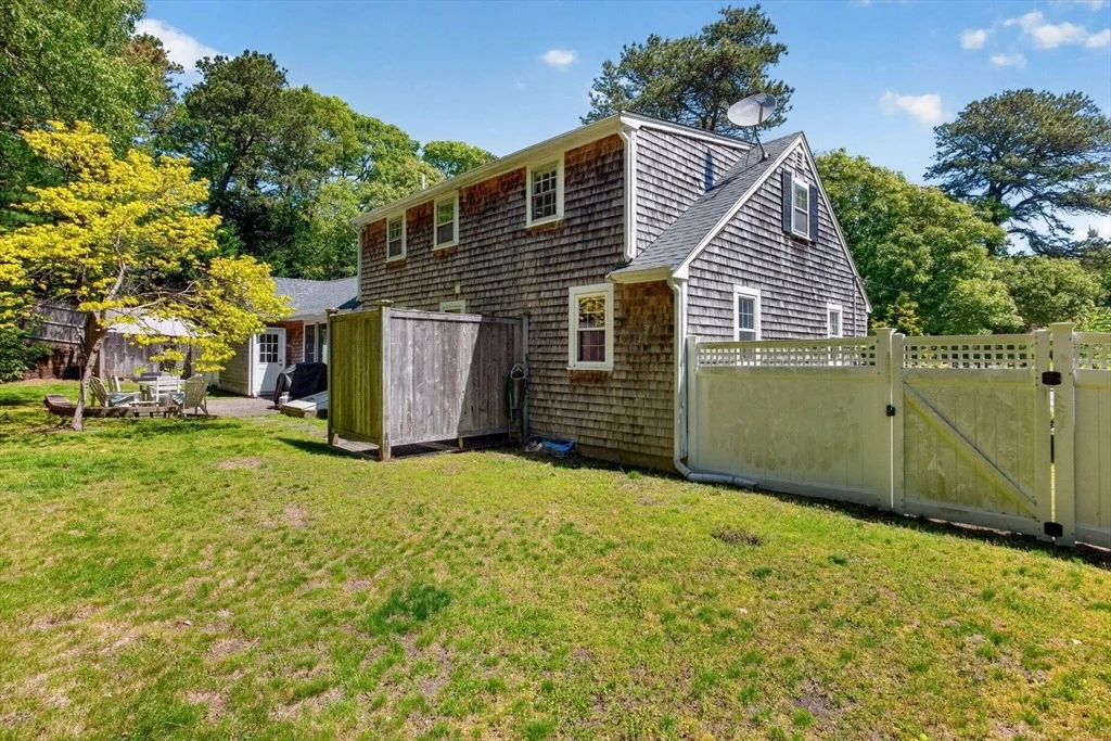 Photo of 4 Forsythia Dr