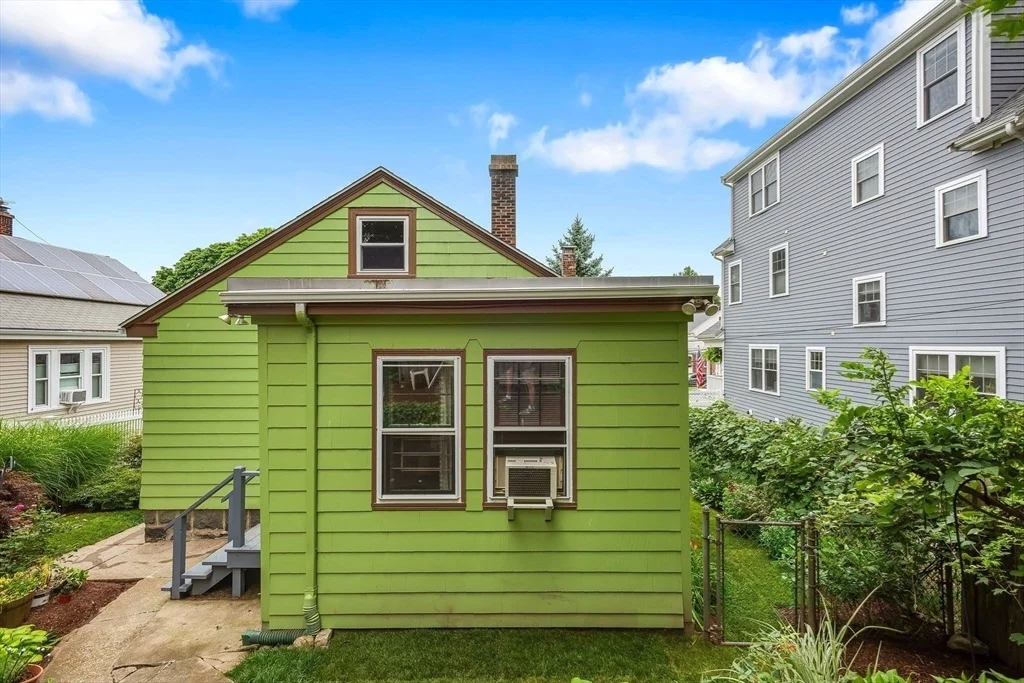 Photo of 57 Huron Cir