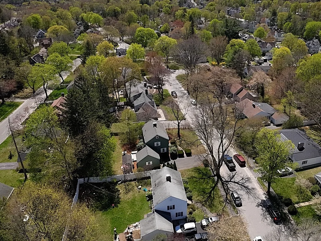 Photo of 30 Kinnicutt Rd