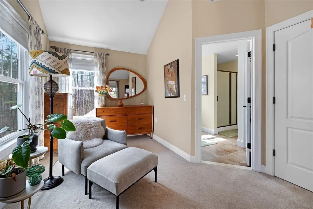Photo of 9 Great Acres Dr