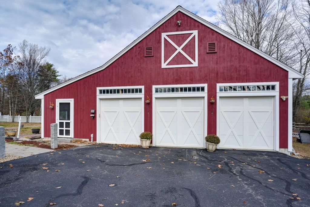 Photo of 144 Seven Bridge Rd