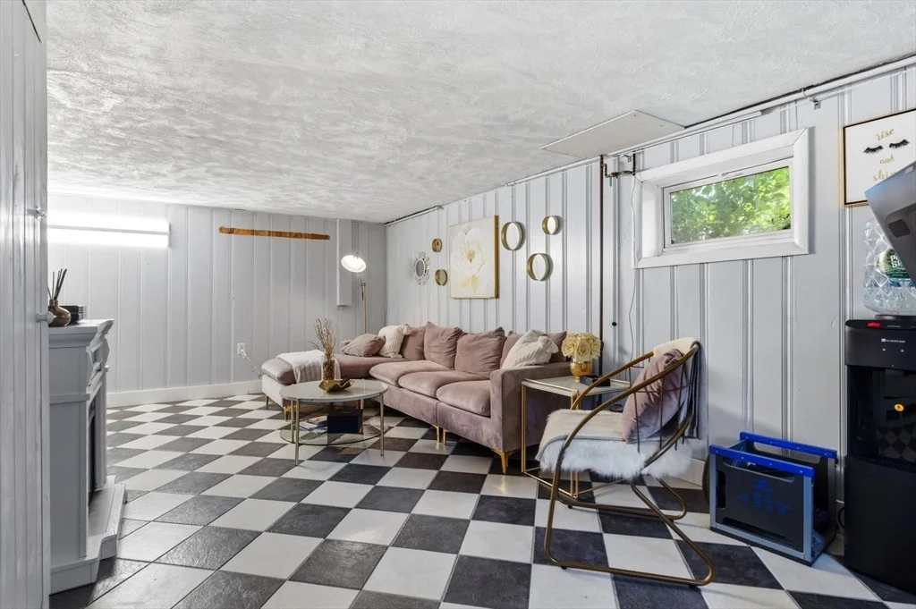 Photo of 75 Perry Avenue