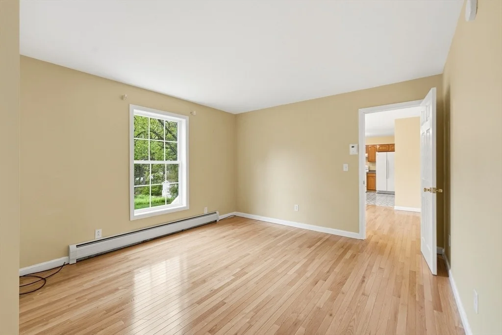 Photo of 6 White Birch Dr