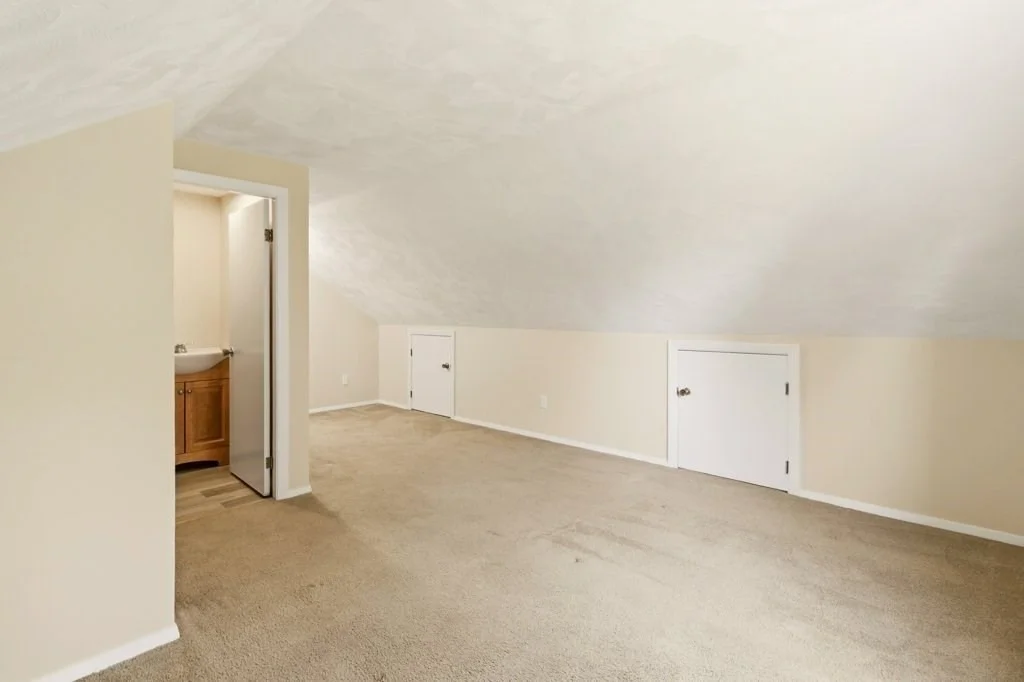 Photo of 125 Davis Rd