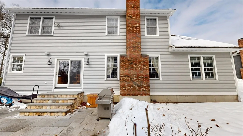 Photo of 14 Deer Run Dr