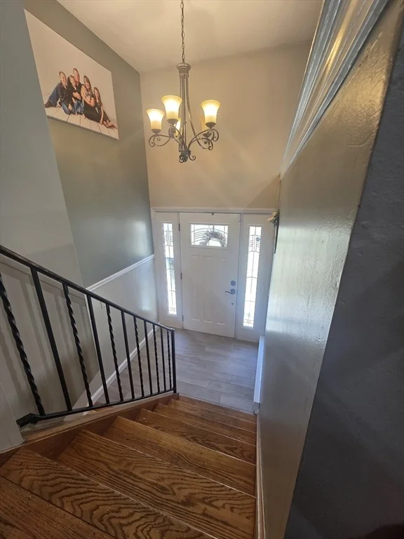 Photo of 166 Pomeroy Meadow Rd