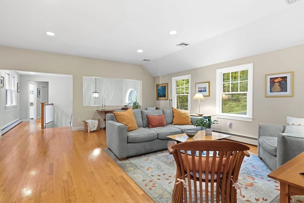 Photo of 42 Cutler Rd