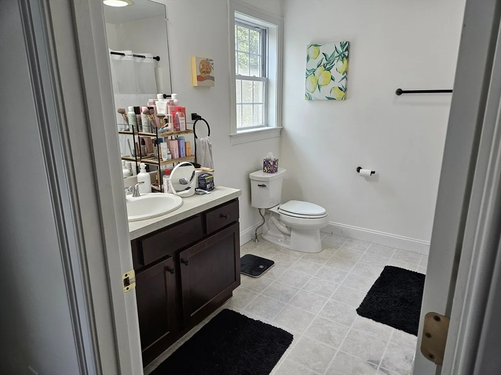 Photo of Unit B at 45 Longview Circle