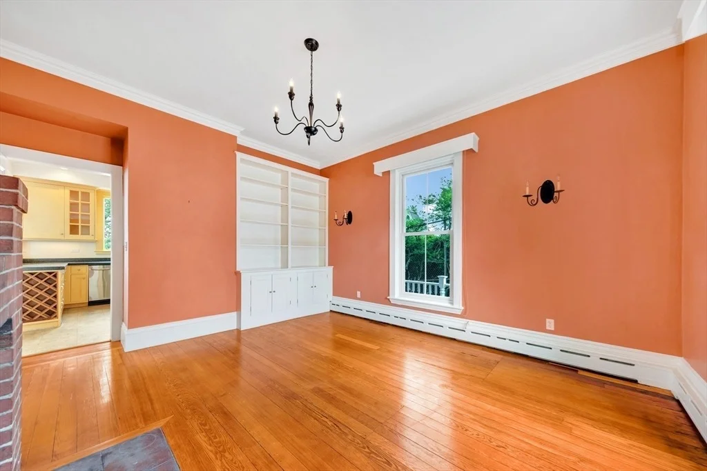 Photo of 2 Clarendon St