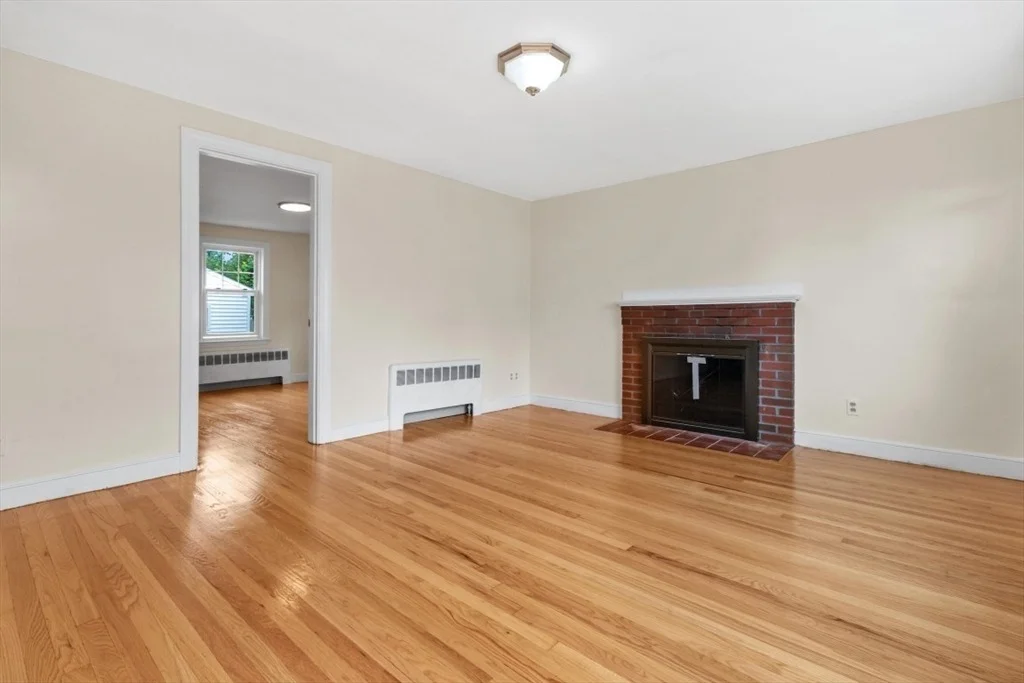 Photo of 37 Kenmore Rd