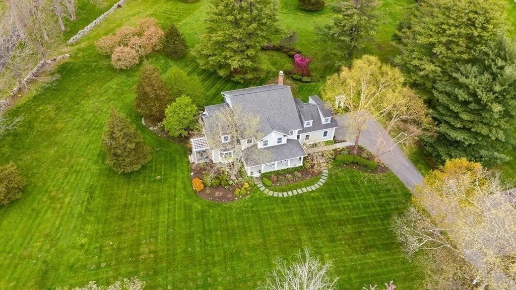 Photo of 191 Claybrook Rd