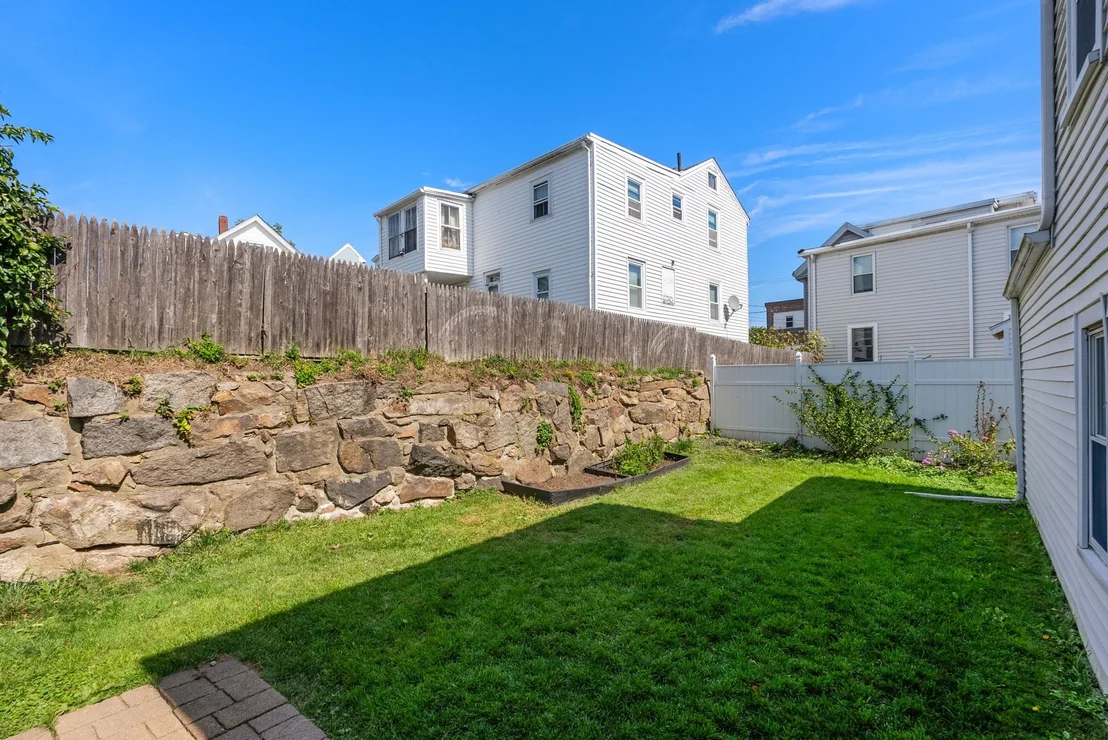 Photo of 8 Lewis Court