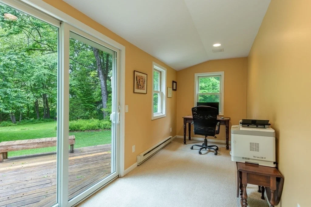 Photo of 54 Deepwoods Dr
