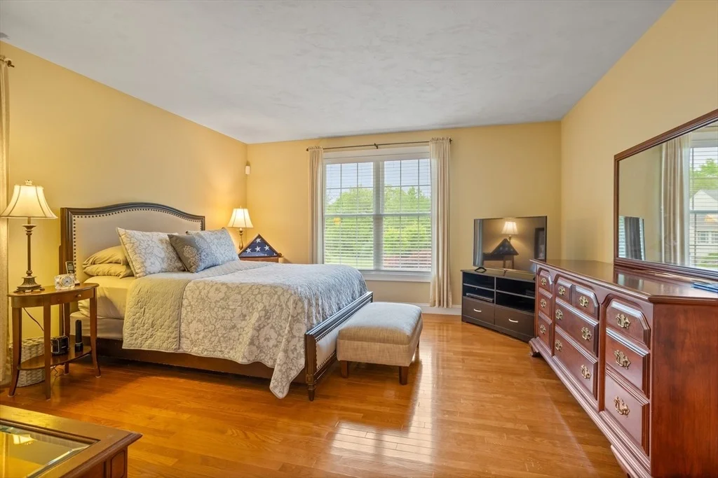 Photo of 71 Fox Run Drive